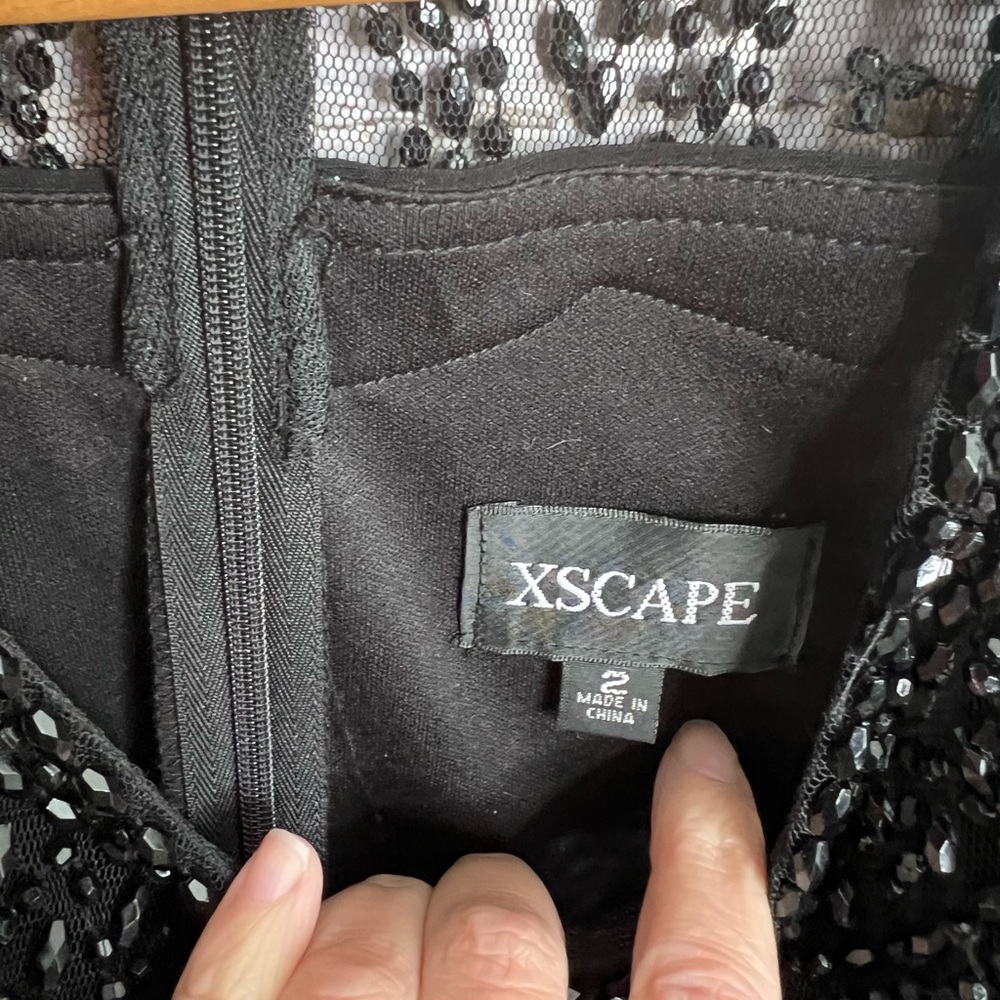 Xscape black midi dress size 2 with beads - Picture 9 of 9